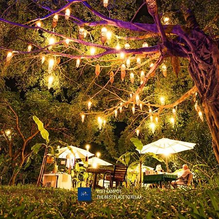 Devi Kampot Resort At Phum กำปอต ภายนอก รูปภาพ