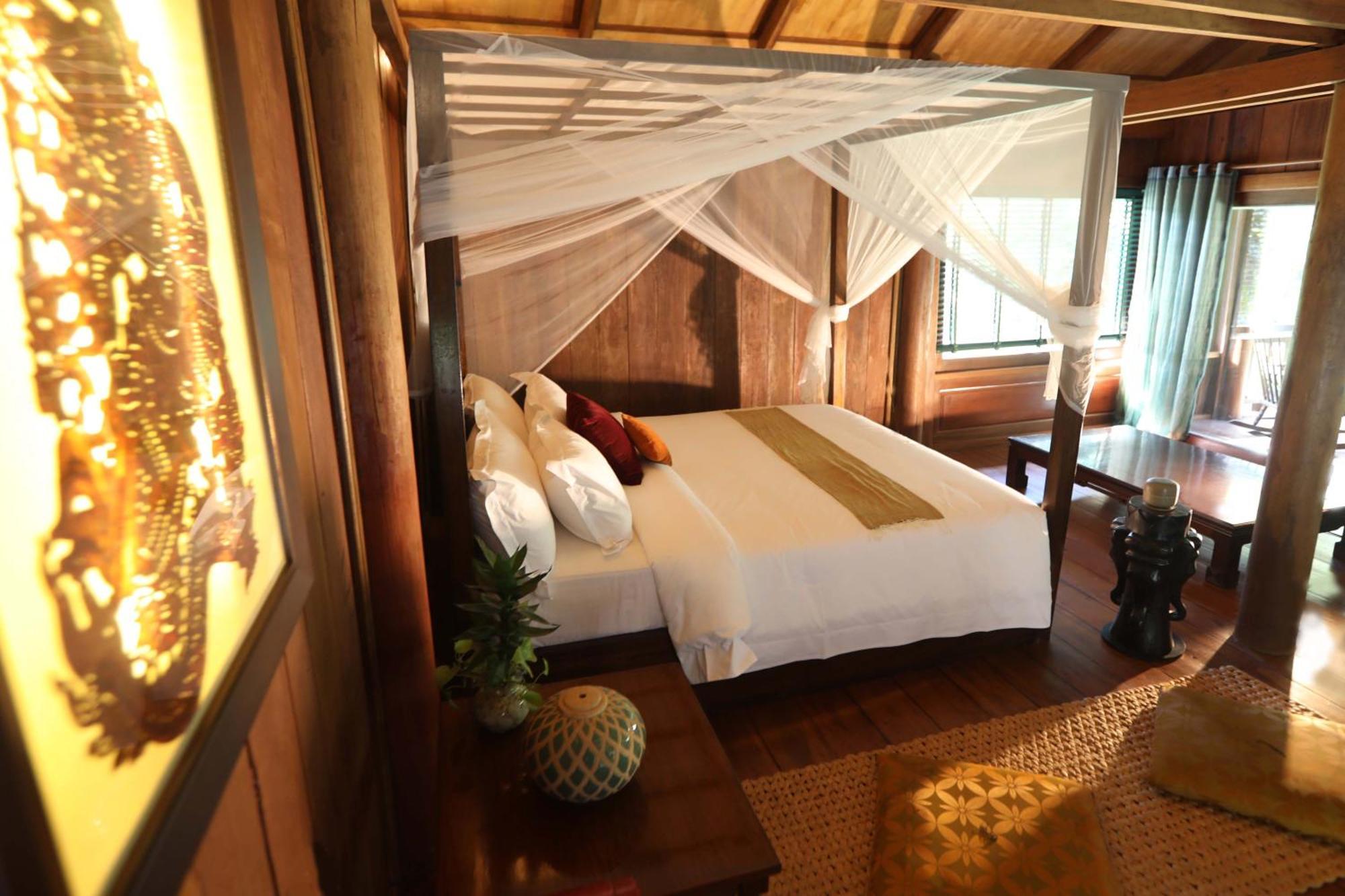 Devi Kampot Resort At Phum กำปอต ภายนอก รูปภาพ