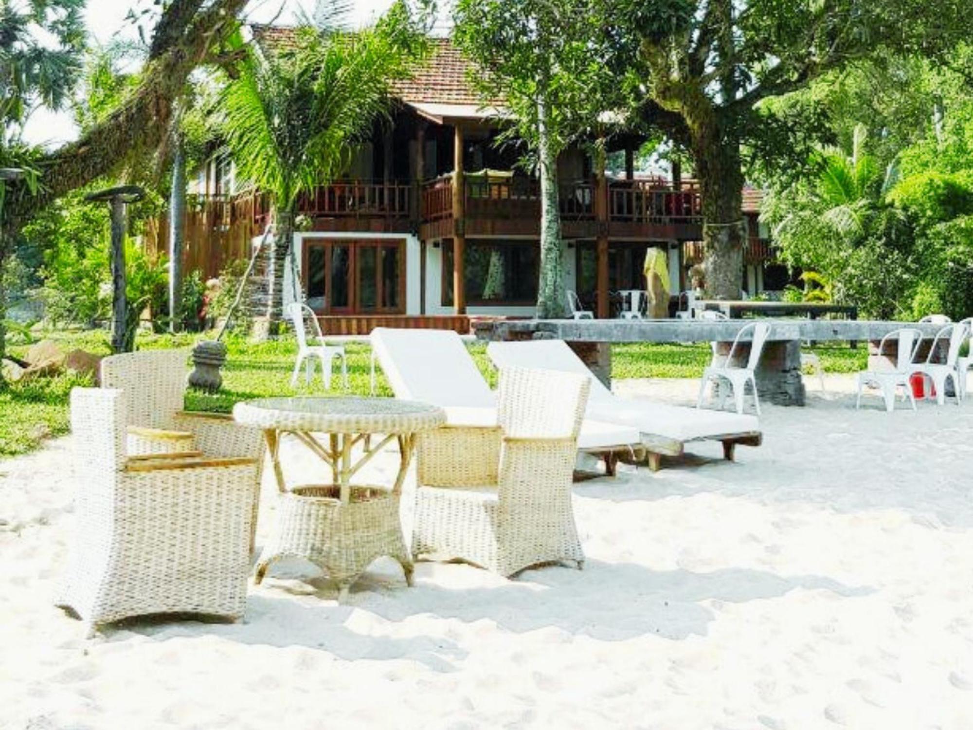 Devi Kampot Resort At Phum กำปอต ภายนอก รูปภาพ