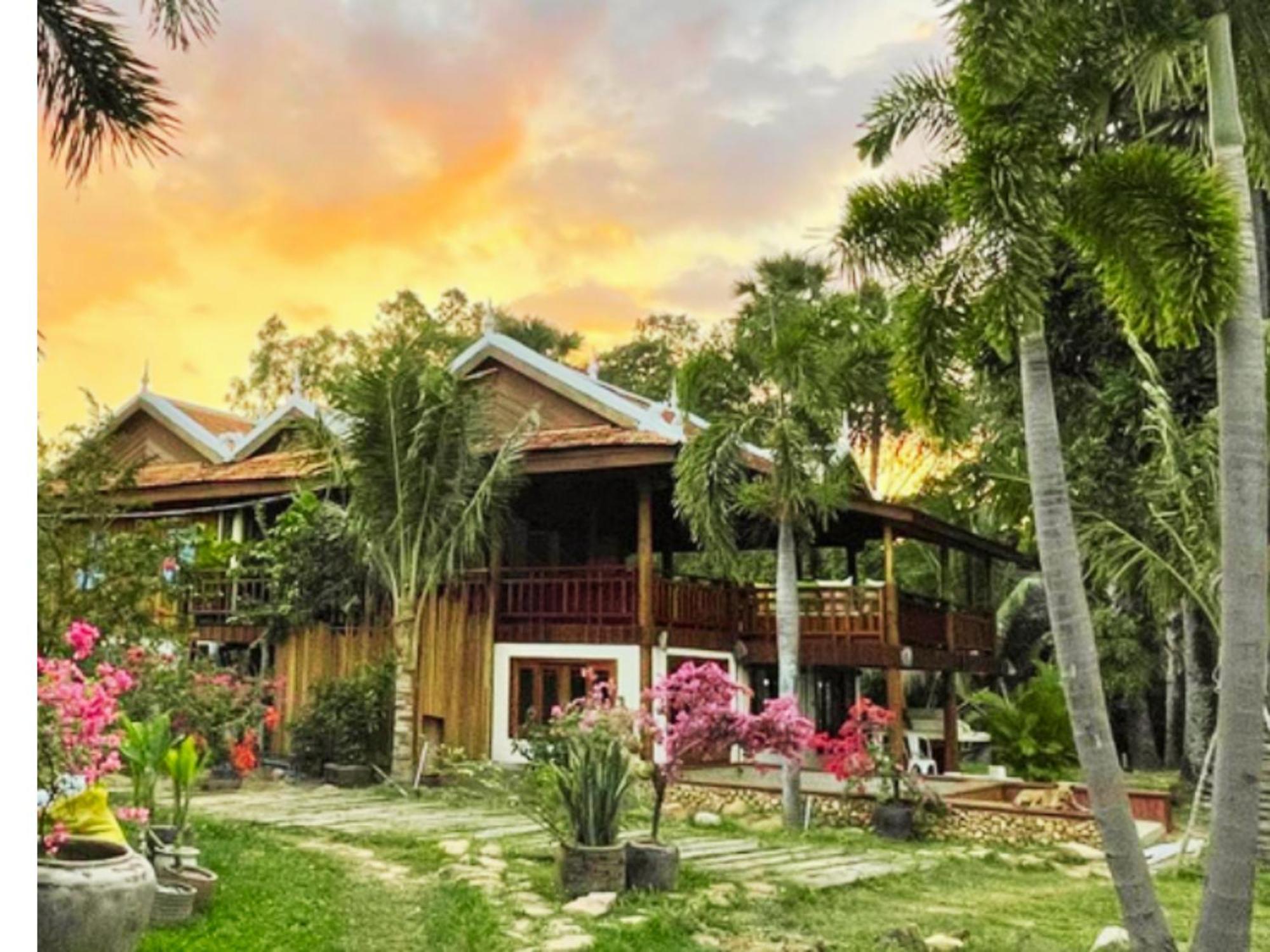 Devi Kampot Resort At Phum กำปอต ภายนอก รูปภาพ